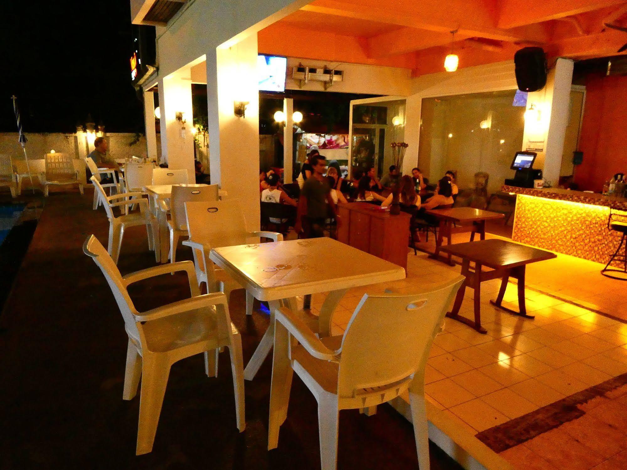 Mango Lagoon Place Bangkok Exterior photo