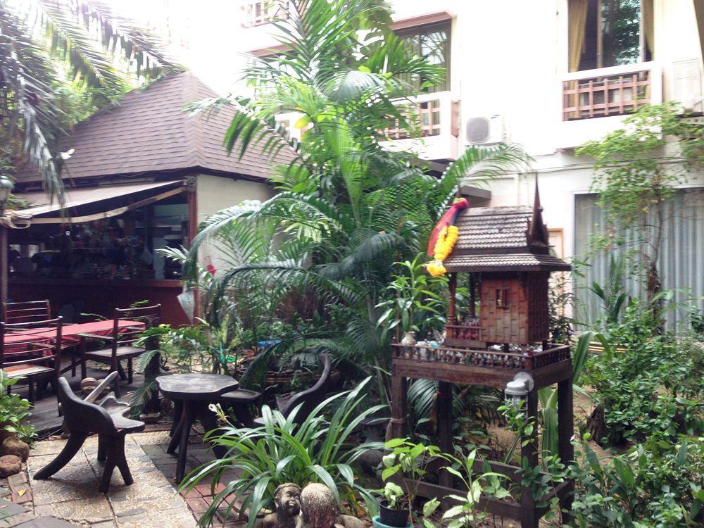 Mango Lagoon Place Bangkok Exterior photo