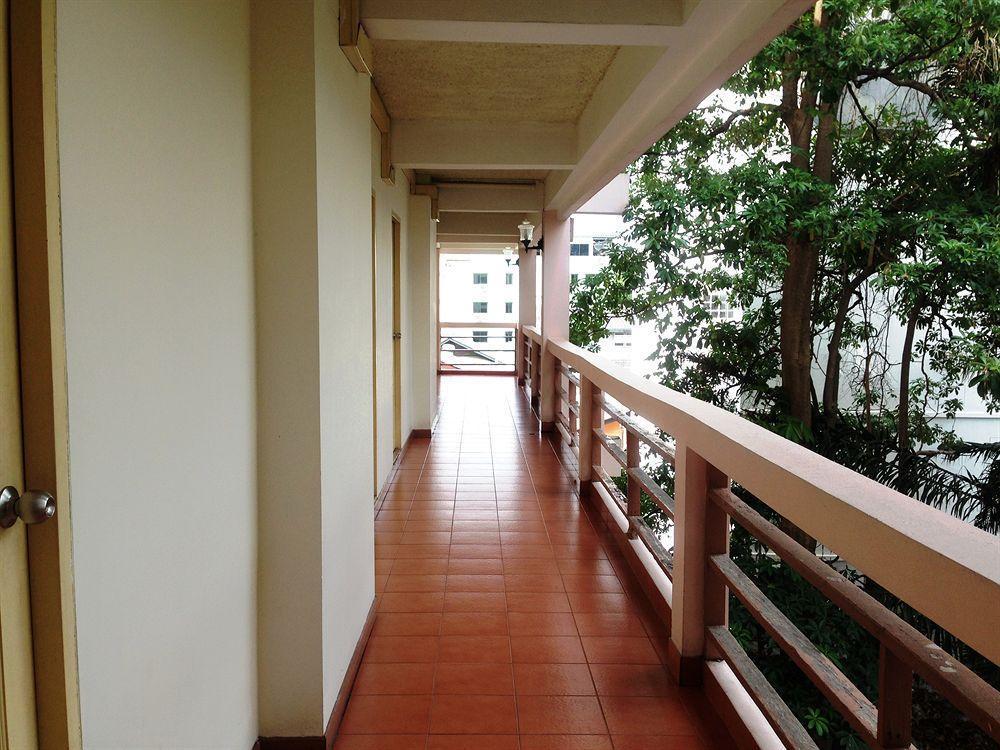 Mango Lagoon Place Bangkok Exterior photo