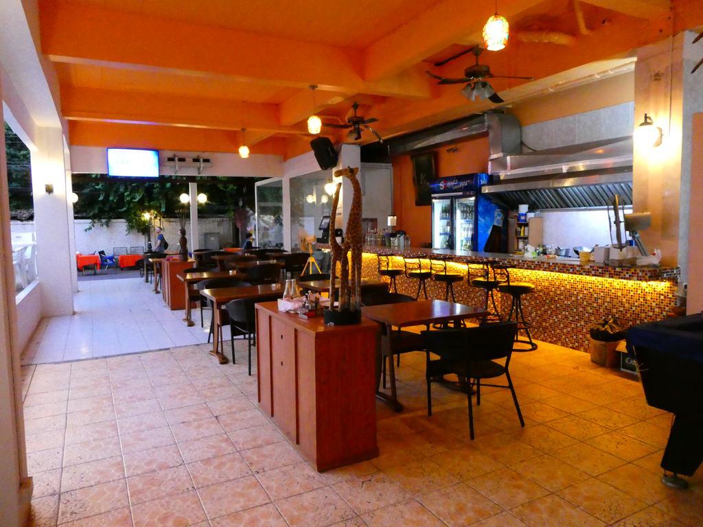 Mango Lagoon Place Bangkok Exterior photo